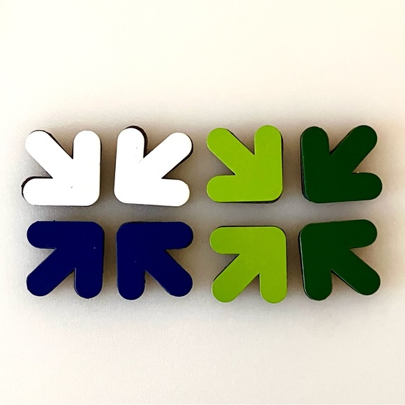 Lot of 19 Colorful Magnets - Picture 6 of 7